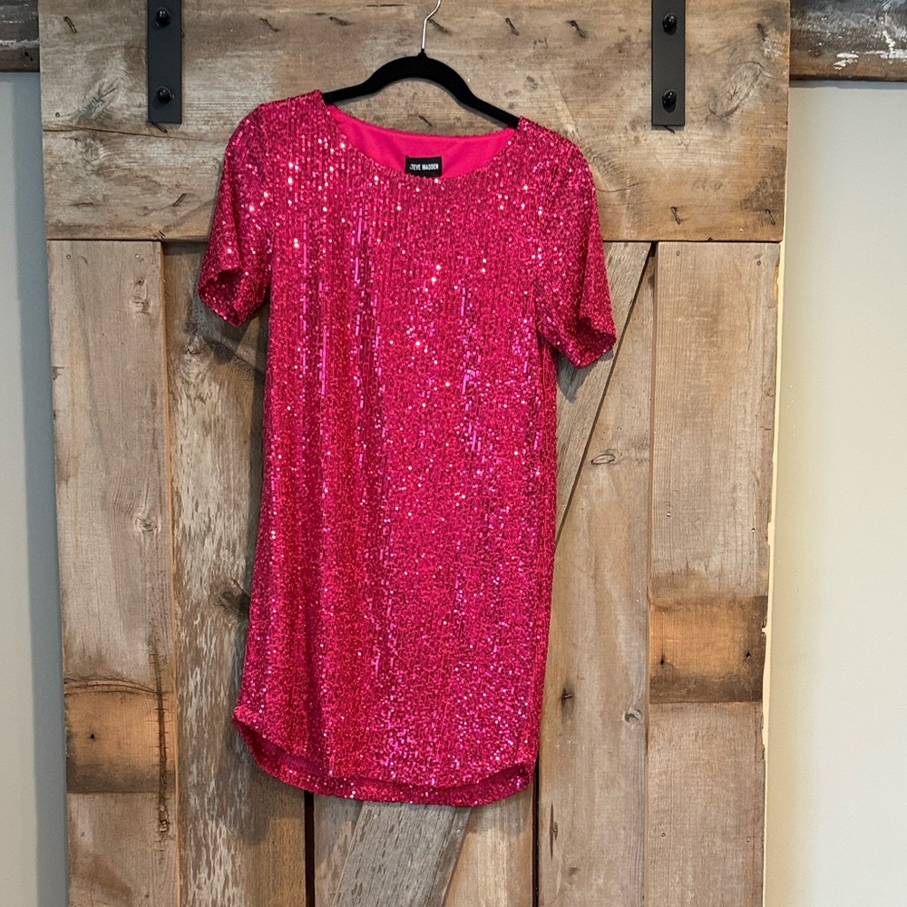Steve Madden Sparkling Pink Sequin Short Sleeve Dress